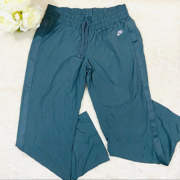 Nike Pants - Nike Gray Athletic Full Length Elastic Track Pants